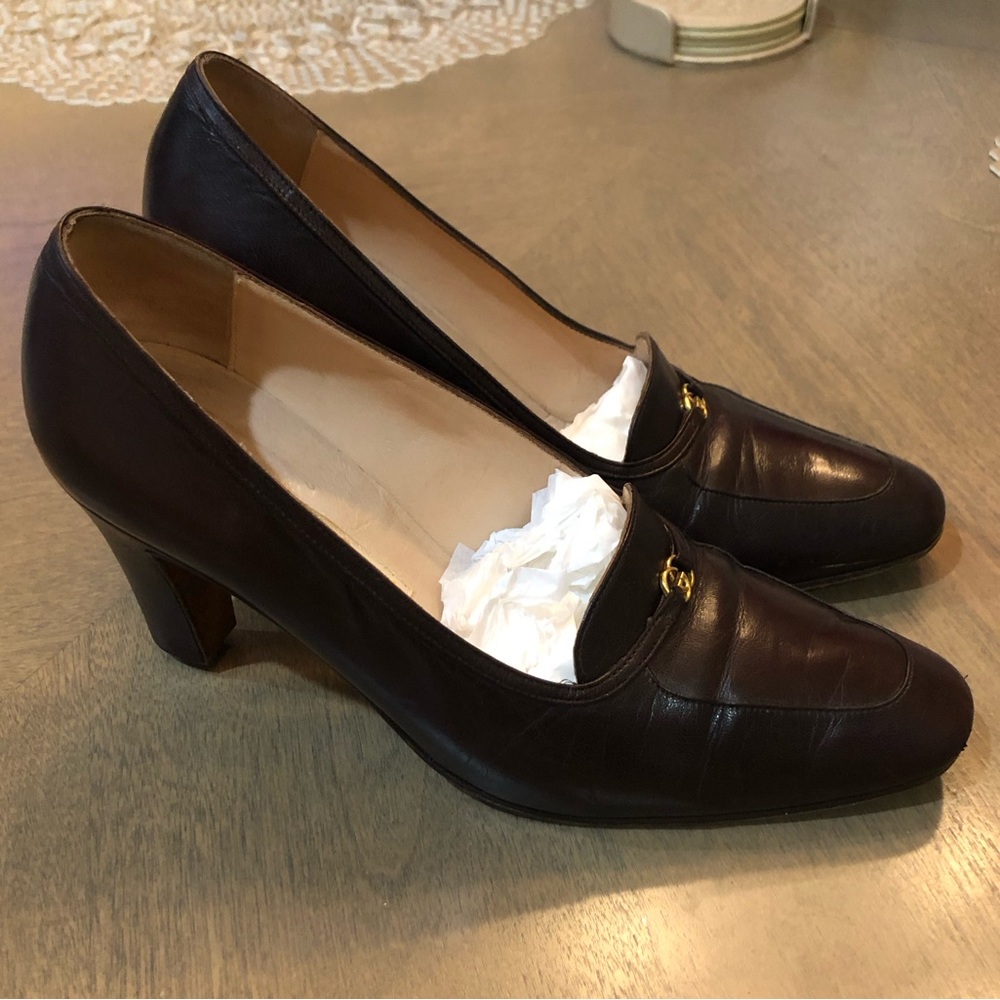 VINTAGE 1970s GUCCI Designer Luxury Italian Charm Mahogany Leather Heel Pumps - Picture 3 of 15